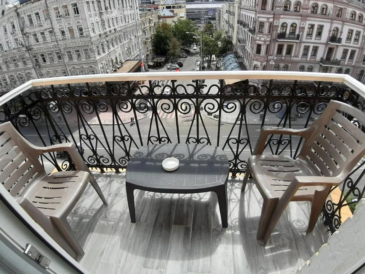 Яркая История Apartment Kyiv